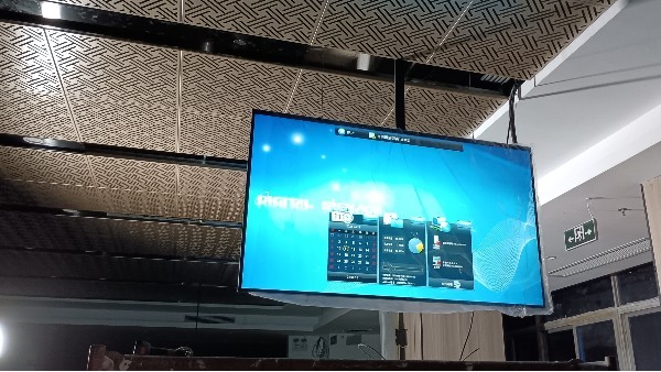 解析：雙面廣告機(jī)能不能增加觸摸功能？有什么優(yōu)勢(shì)？