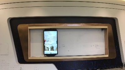 中億?；壠林φ貞c高新區自主創新科技館項目順利竣工