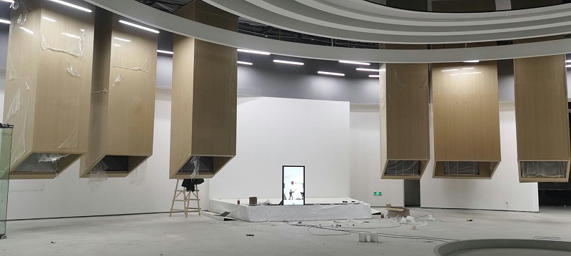 中億睿滑軌屏廠家精心打造精彩綻放湖北仙桃盈峰環(huán)保科技館